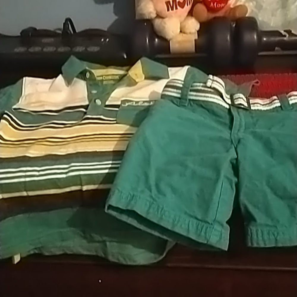 Oshkosh collar shirt and shorts set